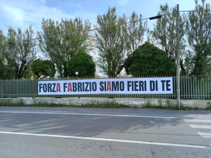 Striscione Fabrizio Castori