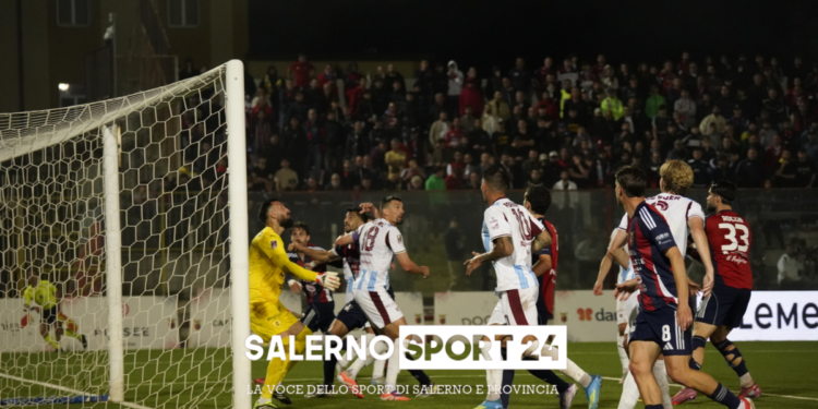 Crotone-Salernitana: vietata la vendita dei biglietti ai residenti